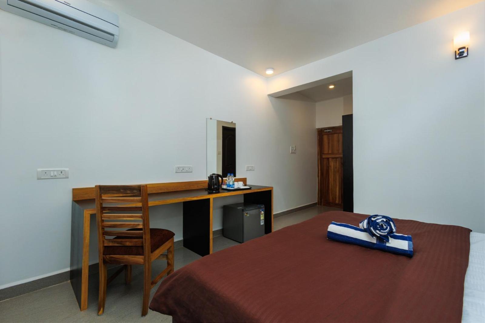 Om Shanti Patnem Luxury tent Patnem Beach